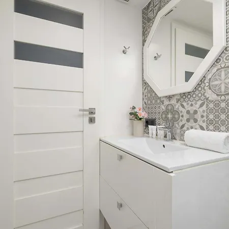Charming One Bedroom In With A Perfect Location By Renters 公寓